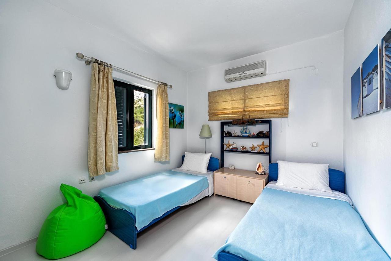 Villa Artemis เอลุนดา ภายนอก รูปภาพ
