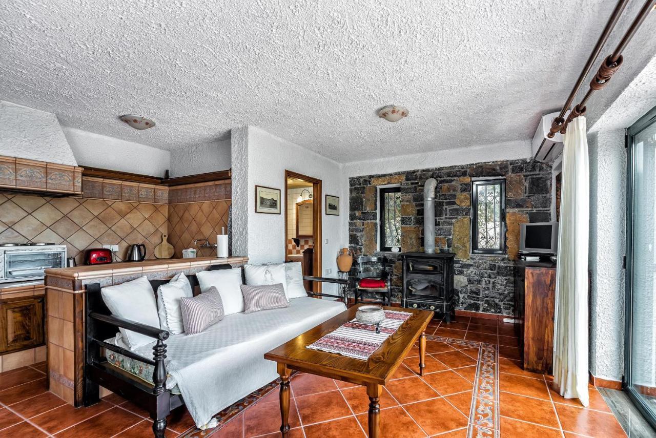 Villa Artemis เอลุนดา ภายนอก รูปภาพ